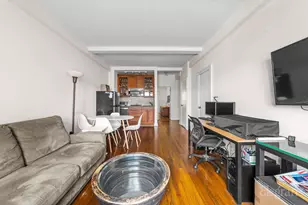 116 W 72nd St, New York City, NY 10023 - Photo 4