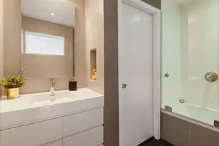 142 5th Ave, New York City, NY 10011 - Photo 8