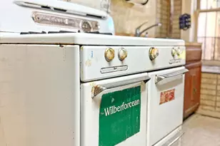 426 MacDonough St, New York City, NY 11233 - Photo 44