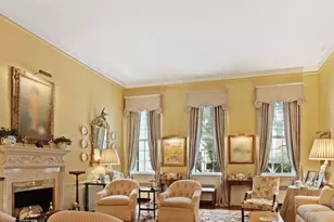 8 E 81st St, New York City, NY 10028 - Photo 2