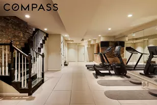 42 Barrow St, New York City, NY 10014 - Photo 22