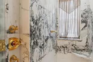 975 Park Ave, New York City, NY 10028 - Photo 12