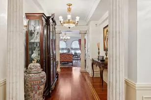 975 Park Ave, New York City, NY 10028 - Photo 2