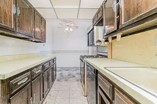 2514 E 7th St, New York City, NY 11235 - Photo 6