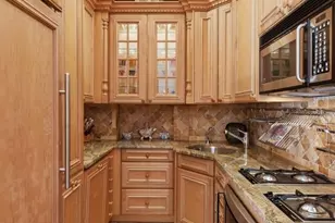 253 W 73rd St, New York City, NY 10023 - Photo 18