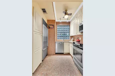 410 E 57th Street #1B, New York City, NY 10022 - Photo 4