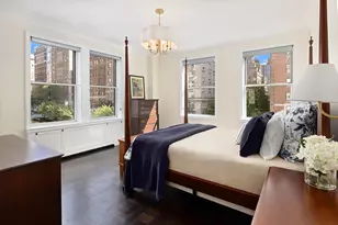 910 Park Ave, New York City, NY 10075 - Photo 8