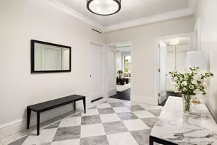 910 Park Ave, New York City, NY 10075 - Photo 2