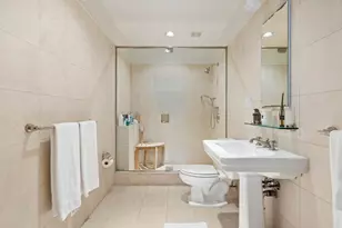 329 W 87th St, New York City, NY 10024 - Photo 12