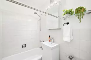 311 E 75th St, New York City, NY 10021 - Photo 12