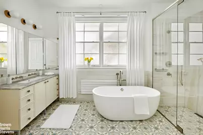 155 Noble Street #1, New York City, NY 11222 - Photo 6