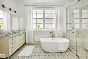 155 Noble St, New York City, NY 11222 - Photo 6