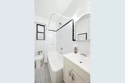 687 W 204th Street #1-E, New York City, NY 10034 - Photo 6