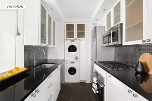 350 W 50th St, New York City, NY 10019 - Photo 4