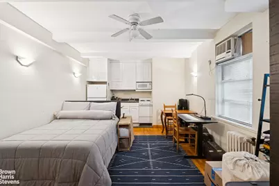 333 E 43rd Street #103, New York City, NY 10017 - Photo 1