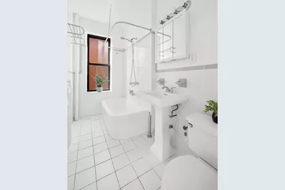 41-42 42nd Street #E4, New York City, NY 11104 - Photo 12