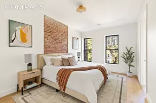 125 Schaefer St, New York City, NY 11207 - Photo 6