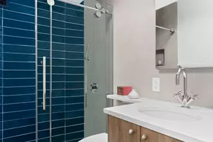 200 E 16th St, New York City, NY 10003 - Photo 6