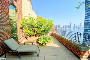 2 Beekman Pl, New York City, NY 10022 - Photo 10