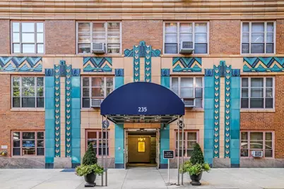 235 E 22nd Street #8B, New York City, NY 10010 - Photo 18