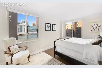555 Main Street #1002, New York City, NY 10044 - Photo 6