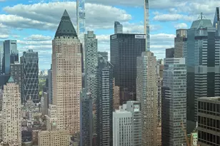 350 W 42nd St, New York City, NY 10036 - Photo 28