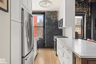209 W 118th Street #5K, New York City, NY 10026 - Photo 4