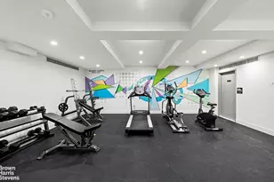 131 Devoe St, New York City, NY 11211 - Photo 8