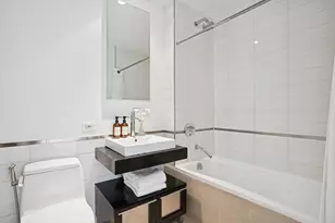 163 W 18th St, New York City, NY 10011 - Photo 8