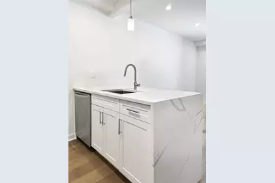 31-22 29th Street #2-B, New York City, NY 11106 - Photo 6