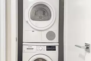 31-22 29th St, New York City, NY 11106 - Photo 8