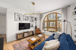 229 9th St, New York City, NY 11215 - Photo 8