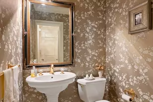 10 E 70th St, New York City, NY 10021 - Photo 6