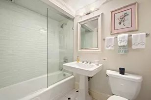 10 E 70th St, New York City, NY 10021 - Photo 10