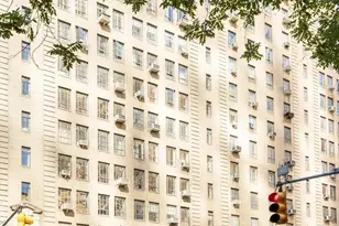 340 W 57th St, New York City, NY 10019 - Photo 16