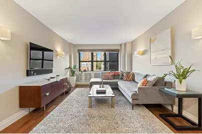 240 E 76th Street #6V, New York City, NY 10021 - Photo 1