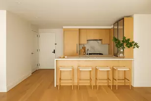 37-14 34th St, New York City, NY 11101 - Photo 2