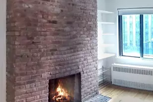 210 E 21st St, New York City, NY 10010 - Photo 2