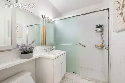 20 E 9th Street #5D, New York City, NY 10003 - Photo 8