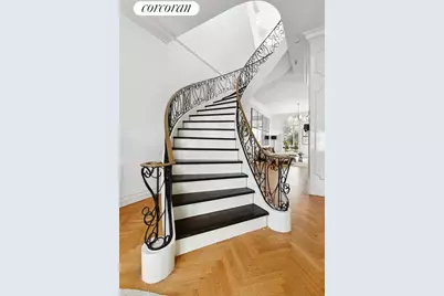 40 W 83rd Street, New York City, NY 10024 - Photo 2