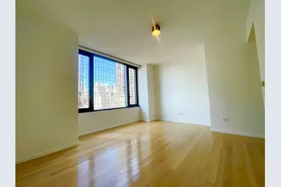 50 United Nations Plaza #14D, New York, NY 10017 - Photo 12