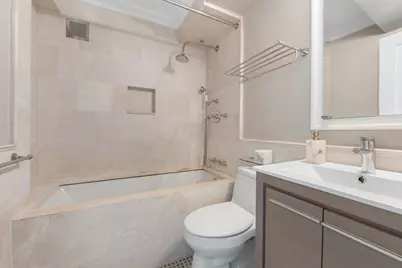 196 E 75th Street #16E, New York City, NY 10021 - Photo 12