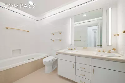 313 W 102nd Street, New York City, NY 10025 - Photo 26