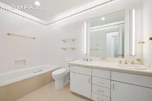 313 W 102nd St, New York City, NY 10025 - Photo 26