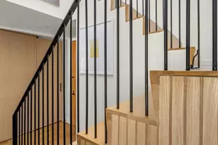 318 W 52nd St, New York City, NY 10019 - Photo 12