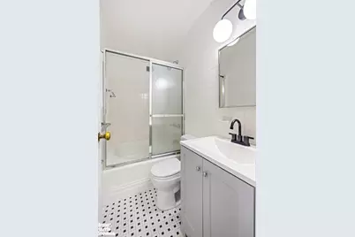 20 E 74th Street #8A, New York City, NY 10021 - Photo 8