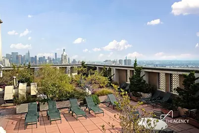 60 E 8th Street #4J, New York, NY 10003 - Photo 8