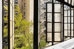 439 E 51st St, New York City, NY 10022 - Photo 4