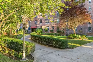 2251 Plumb 1st St, New York City, NY 11229 - Photo 10