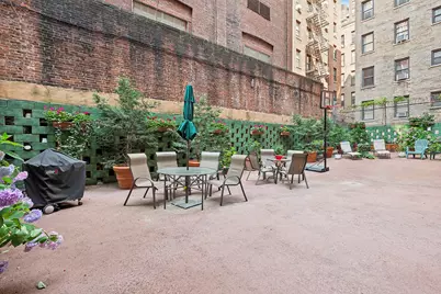 347 E 53rd Street #7D, New York City, NY 10022 - Photo 12